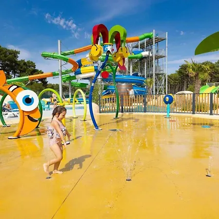 Kamp alanı 4 Etoiles - Parc Aquatique - Eeibed